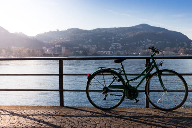 istock a bicycle in front of como lake 987971708