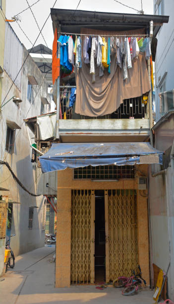 istock Tran Hung Dao Alleys 988541678