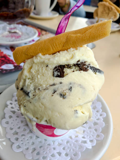 Ice cream scoop in paper cup