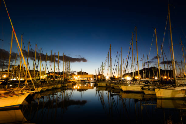 istock Port of Palermo at dusk 988756250