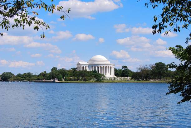 istock Washington - Tidal Basin & Jefferson Memorial 989305632