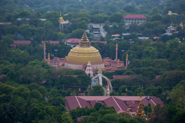 istock Myanmar: Sitagu International Buddhist Academy 989355134