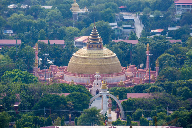 istock Myanmar: Sitagu International Buddhist Academy 989360098