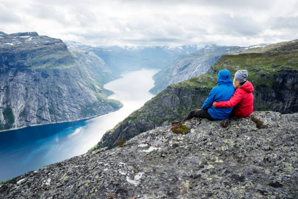 istock Blue lake in Norway near Trolltunga 989419564