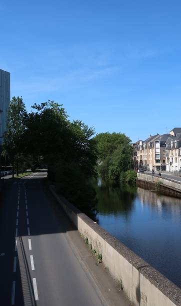 istock Ille-et-Rance Canal 989421922