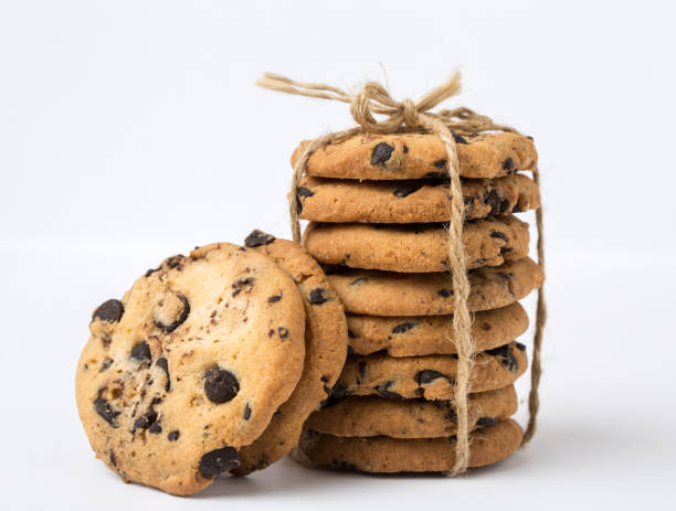 istock Chocolate chip cookies isolated on white background 989441910