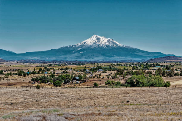 istock Mt Shasta and Valley view 989441980