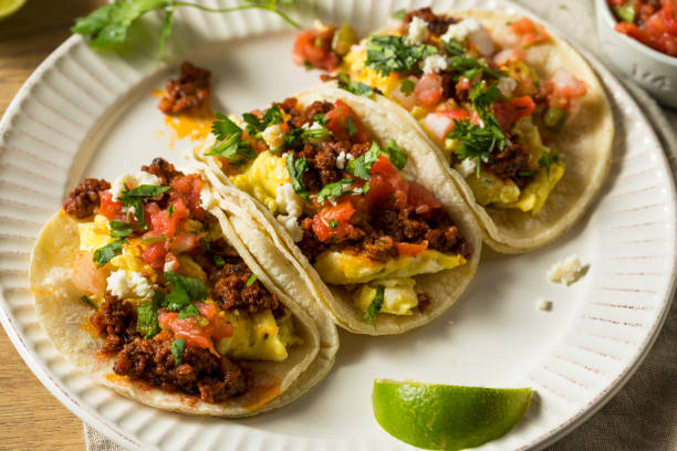 istock Homemade Chorizo Breakfast Tacos 989453028