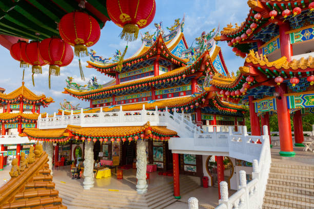 istock Thean Hou Temple, Kuala Lumpur, Malaysia 989480094