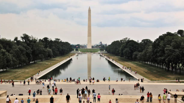 istock A picture of the Washington Monument 989721690
