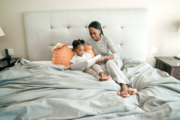 istock Healthy bedtime habits 989800324