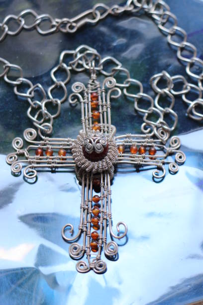 istock Silver Filigree Cross Pendant 990328472