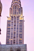 new-yorker-wolkenkratzer-am-morgen.jpg?b=1&s=170x170&k=20&c=6iknSavUuk2sMzRQaQdrQDcJGgOLVzsDKUkfv6V3yiU=