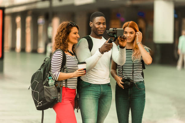 istock Non-Caucasian Travelers 990625686