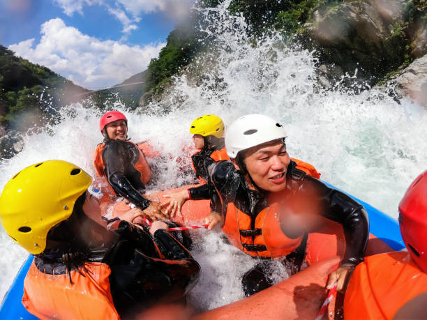 istock Personal point of view of a white water river rafting excursion 990645434
