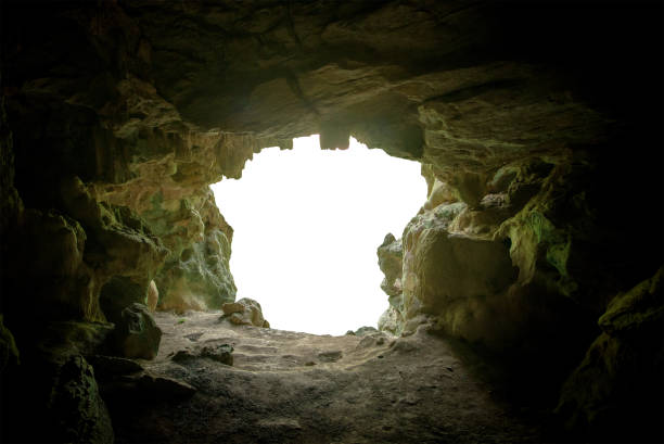 grotta bocca pietra isolare su sfondo bianco - la bocca apre foto e immagini stock