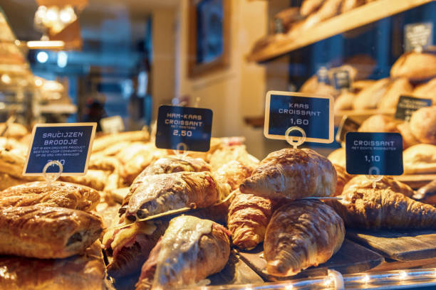 istock Freshly baked food in display cabinet at cafe 991051450