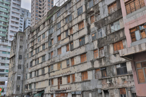 istock Hong Kong kwun tong downtown at sunset 991119084