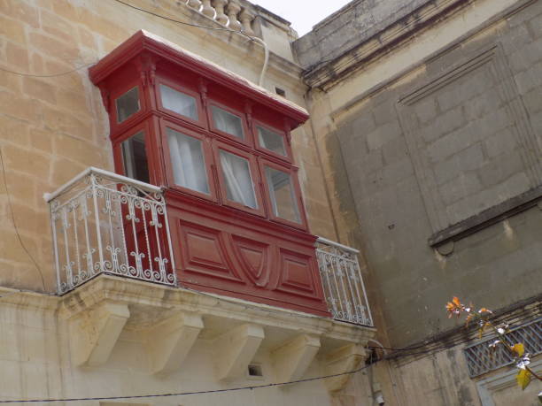 istock Balconies and terraces 991173212
