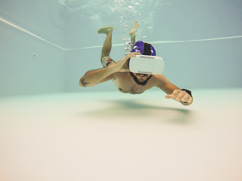 Vr headset sensory experience underwater