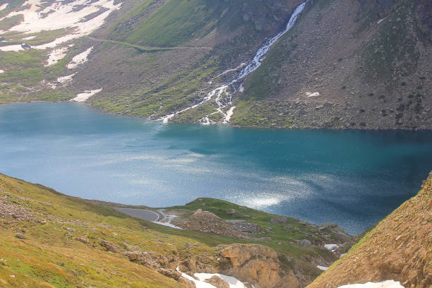 istock alpine lake in mountain 991218920
