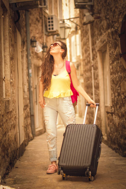 istock Summer city tour 991331528