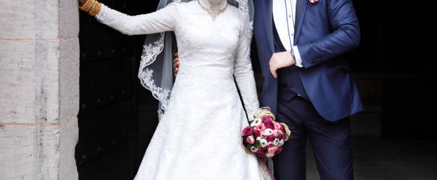istock bride and groom happy day 991353282