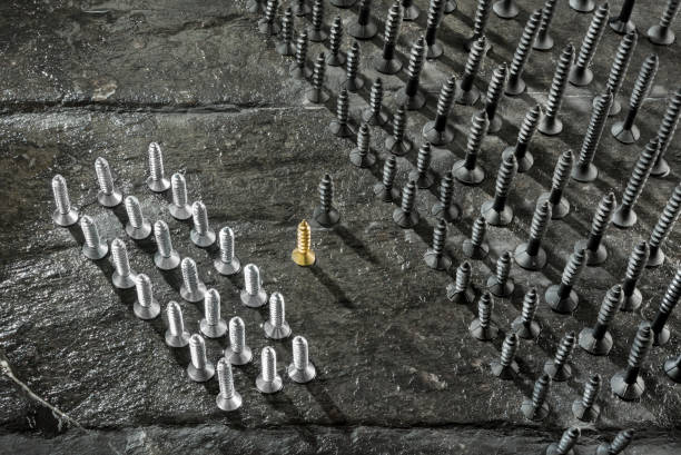 Unequal battle of screws