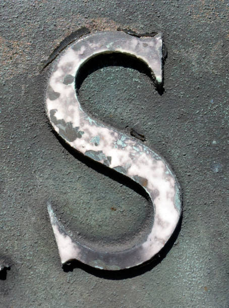 istock Written Wording in Distressed State Typography Found Letter S 991383762
