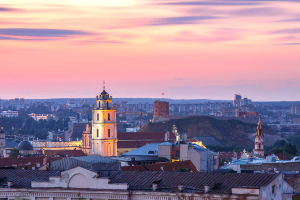 istock Old town at sunset, Vilnius, Lithuania 991555522