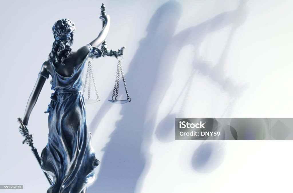 Justitia und ihr Schatten - Lizenzfrei Justizwesen Stock-Foto