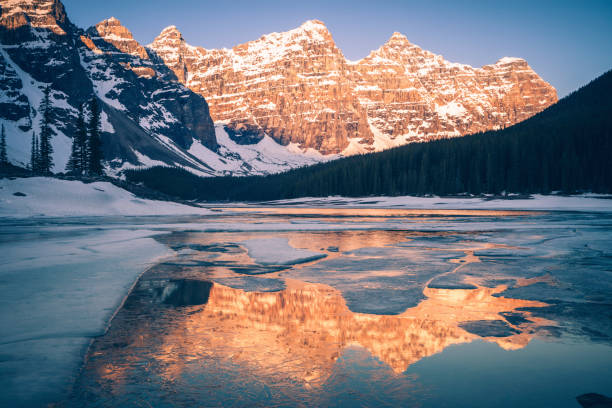 istock Frozen Moraine Lake in Banff National Park 991703620