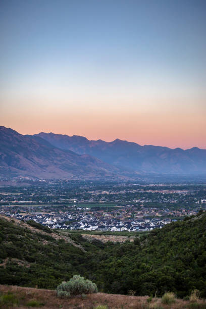 istock Mountain views over houses in Utah Valley 991717562
