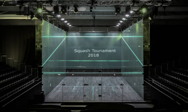 copo cheio de squash - squash racket sport court - fotografias e filmes do acervo