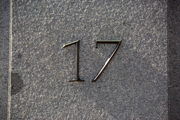 istock Number outside of a building 991719390