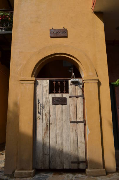 istock italian style building, outdoor 991855866