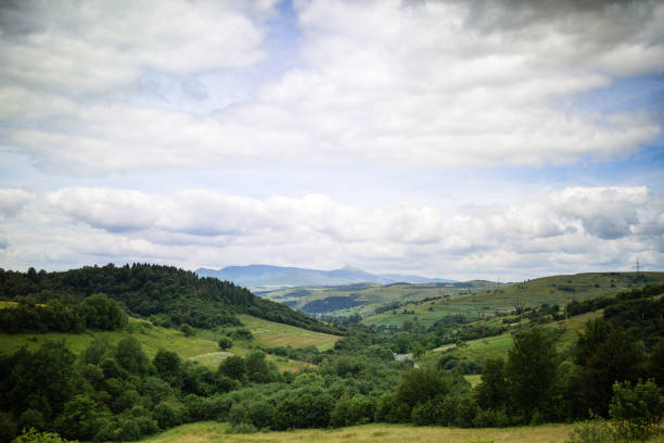 istock landscape in the mountains 991982542