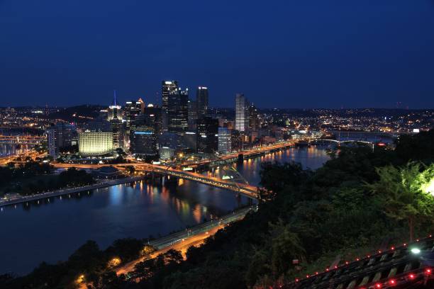 istock Pittsburgh city skyline 991997656
