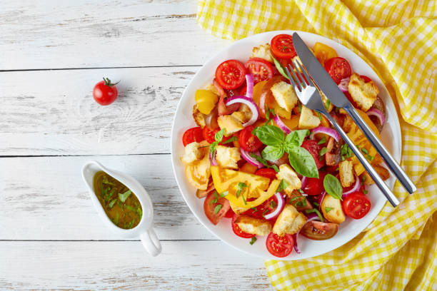 istock salad panzanella with tomatoes, croutons, basil 991997738