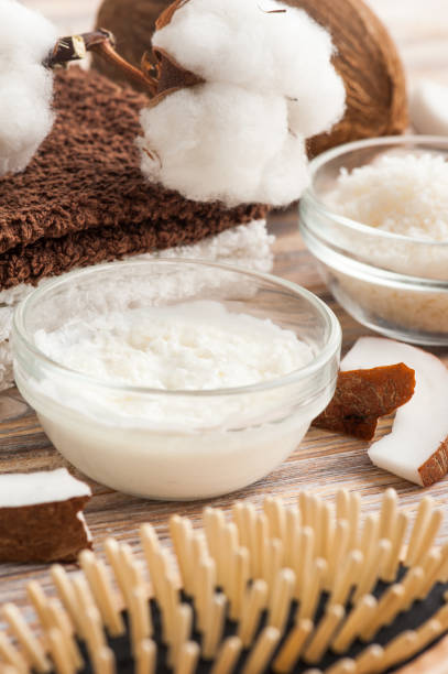 istock Natural hair treatment with coconut 992006686