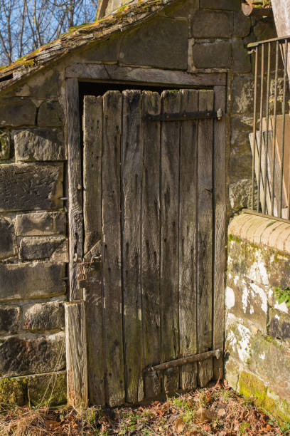 istock Old wooden door to barn 992033484