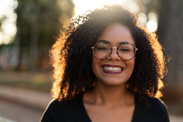 istock Beautiful Curly Hair Woman 992048634
