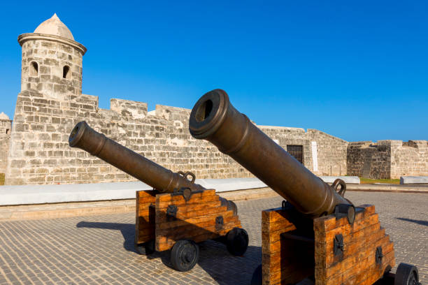 istock Cannon of Havana Cuba 992057712