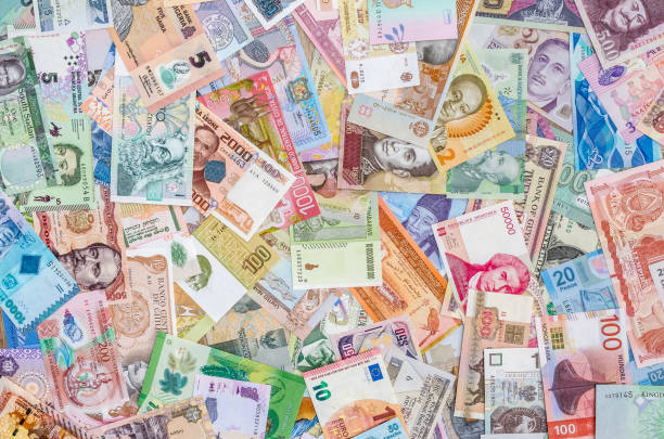istock Mixed banknotes collection used for background, close up 992078546
