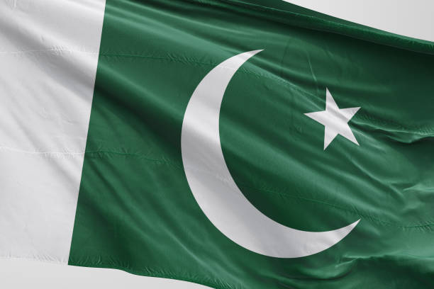 istock Isolated Pakistani Flag waving 3d Realistic Pakistani fabric 992119368