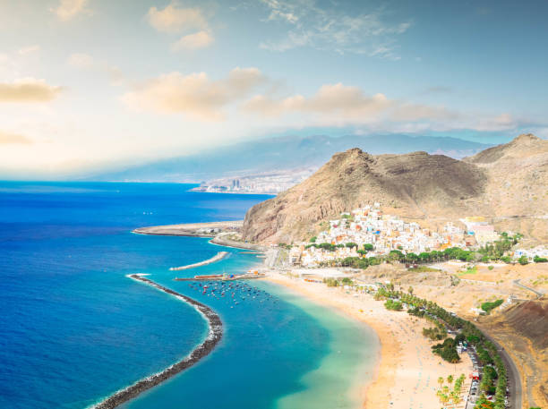 istock Las Teresitas beach, Tenerife 992344050