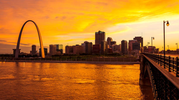 istock St Louis, Missouri Skyline and Gateway Arch at Night (logos removed) 992352646