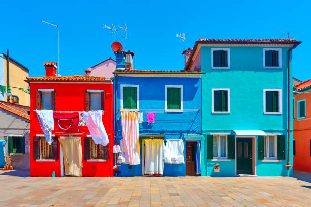 istock Street in Burano 992383318