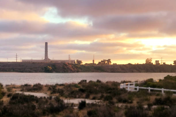 カリフォルニア州カールスバッドにある発電所 - nuclear power station california nuclear energy power station ストックフォトと画像