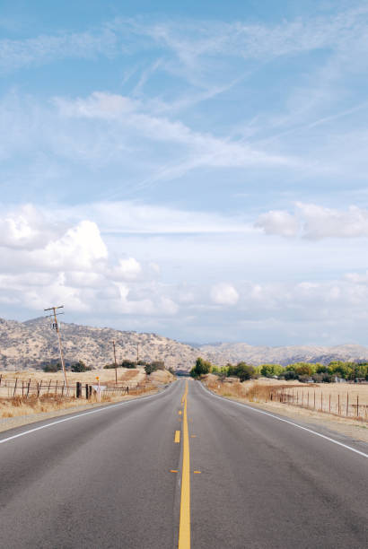 istock Road trip, travelling vertical photo 992413172